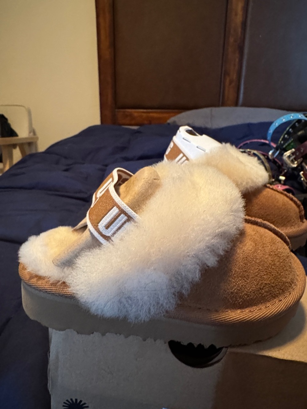 UGG Chestnut Suede Shearling Slide with Branded Strap - Picture 4 of 5